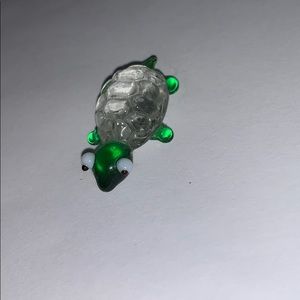 small glass turtle